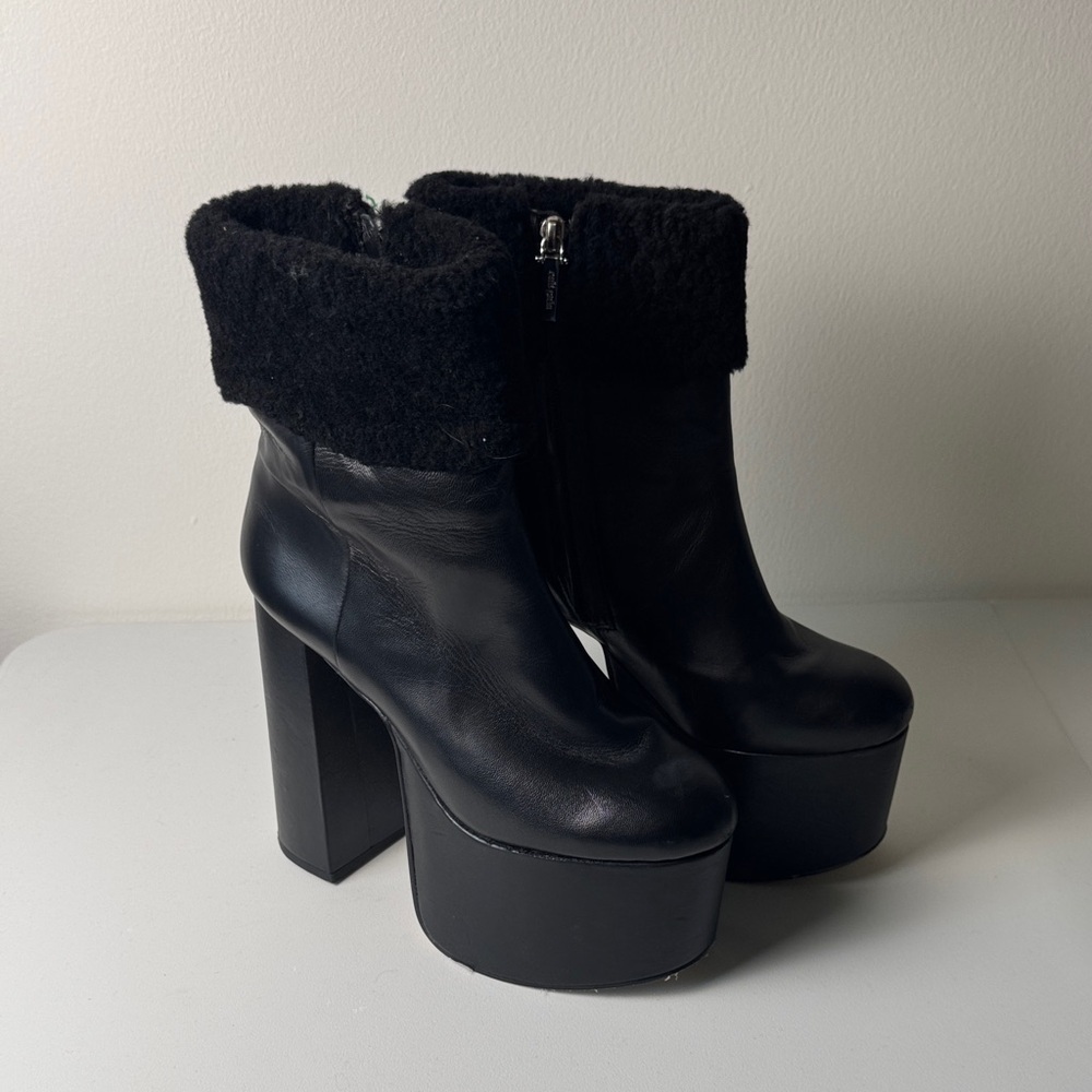 Cult Gaia Katya Genuine Shearling Platform Black Boot Size 38.5 EU // 8.5 US